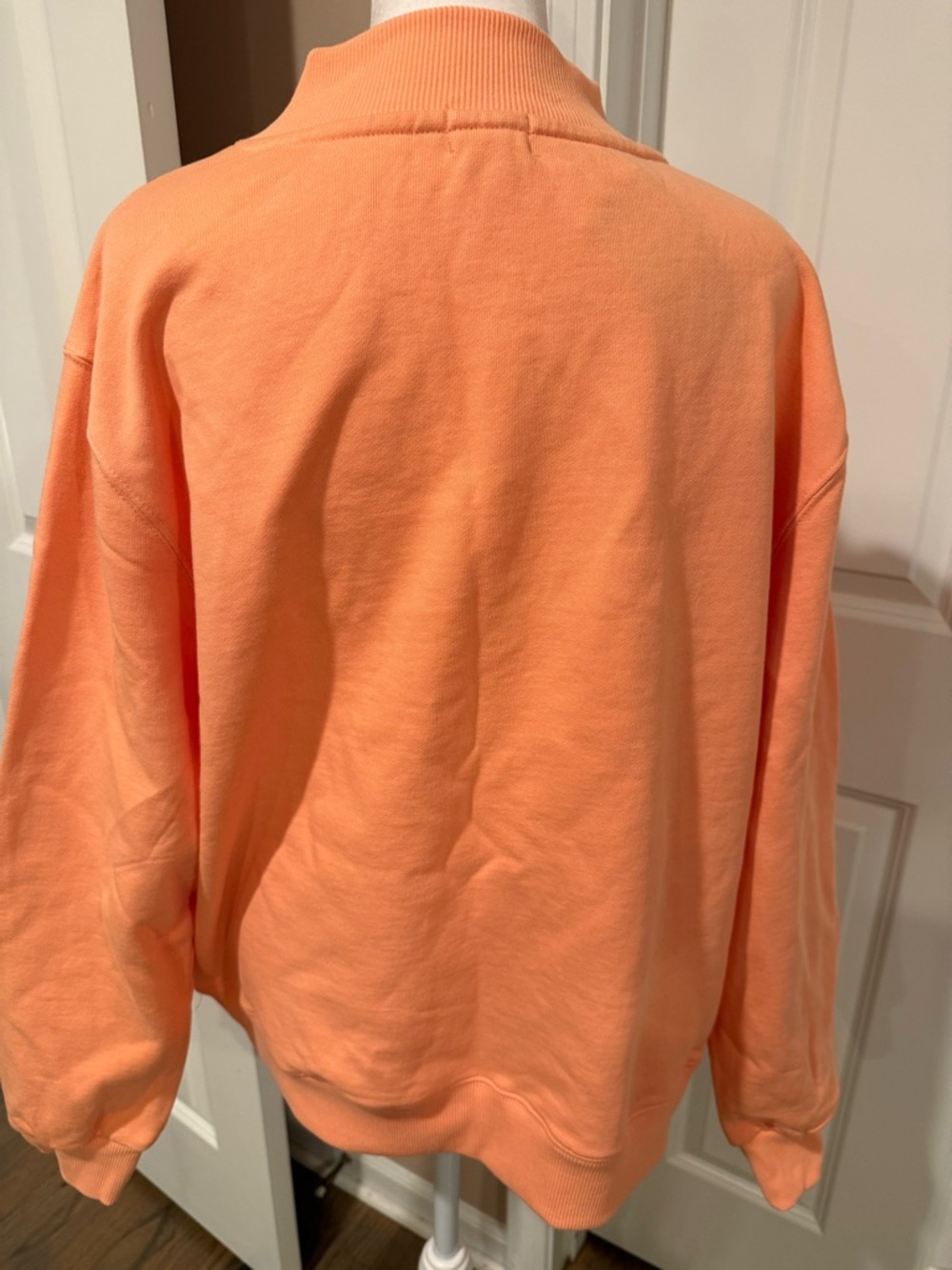 Parke x Target Women’s Mockneck Pullover Sweatshirt in Peach Orange - Picture 2 of 3